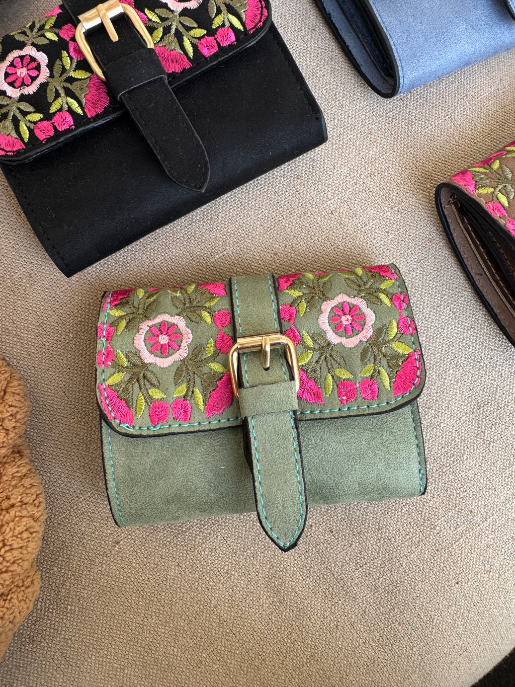 Mint carrymoney wallet