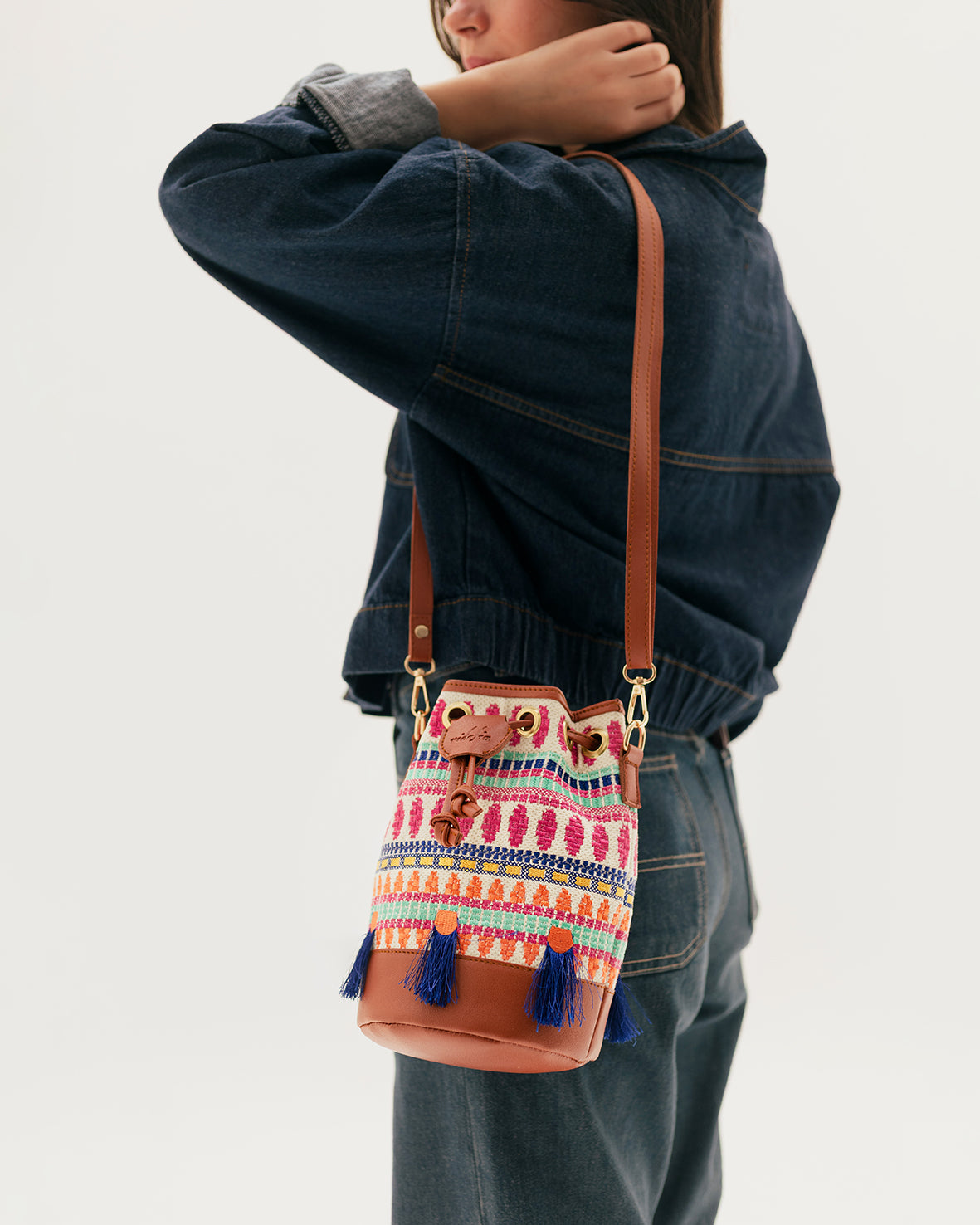 Livia Fringe Crossbag